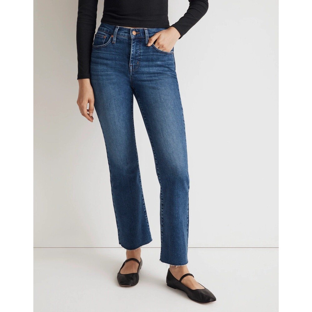 Madewell Petite Kick out Crop Jeans -- NWT -- 33P